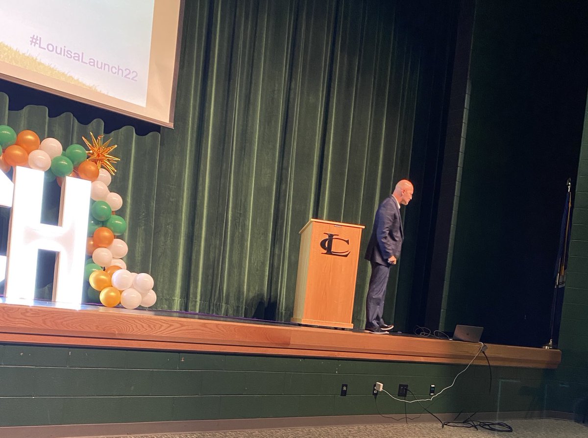 MNES_Roane's tweet photo. Powerful and motivating words from our keynote speaker this morning. ⁦@E_Sheninger⁩ #LouisaLAUNCH22 #TeamLCPS https://t.co/XWukQoBEkp