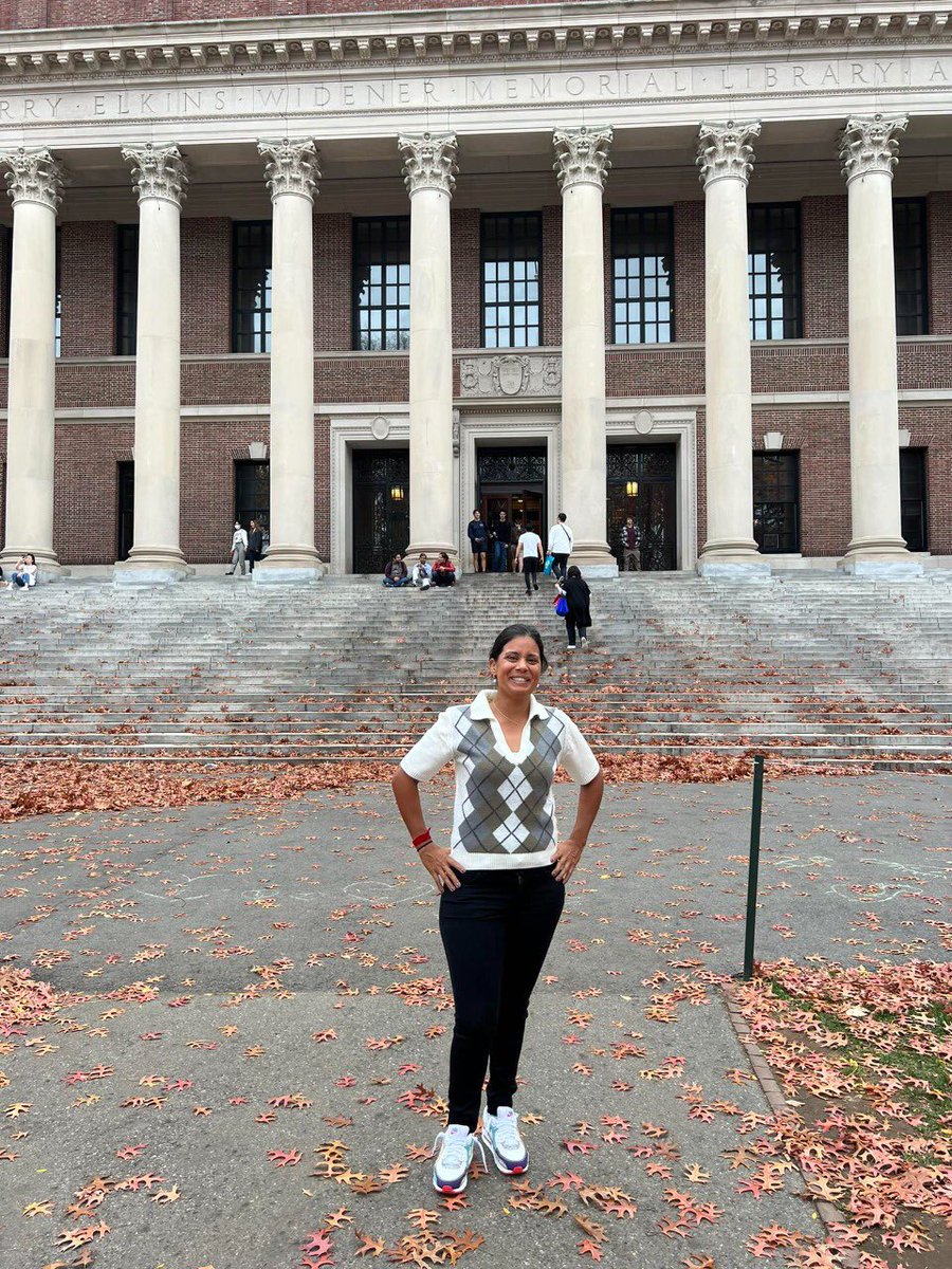 #Golf | La paraguaya <a href="/JulietaGranada/">Julieta Granada</a> estudia en la Universidad de #Harvard, en la Escuela de Negocios de la prestigiosa Universidad. 
“Que gran oportunidad de estudiar en Harvard Business School, el programa se llama crossover into business! A aprender se ha dicho!”, dijo.