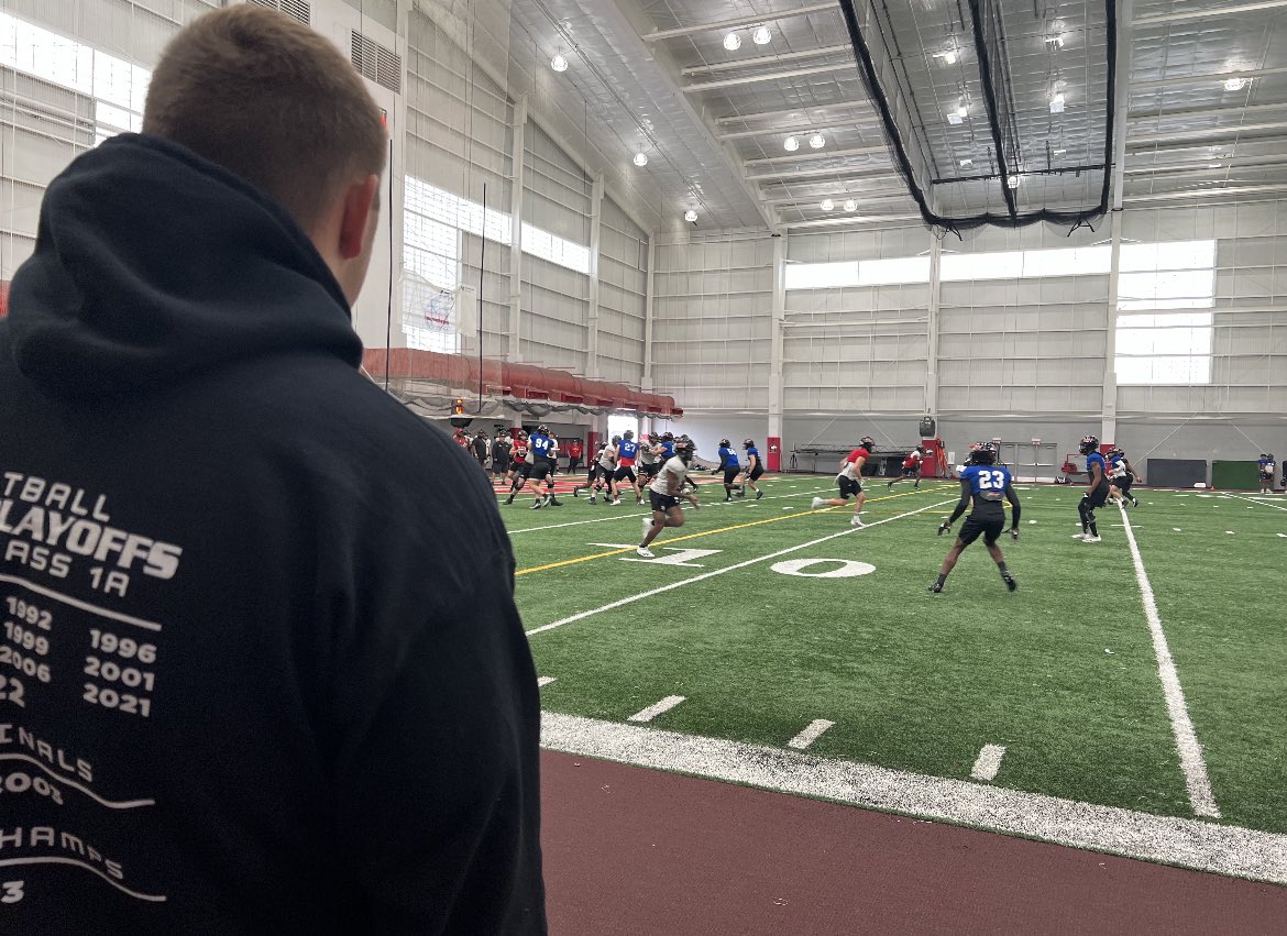 JacePankey's tweet photo. Had a great visit at NIU yesterday! Thank you @CoachMooreNIU for the invite. A great football program with a lot of energy.
@NIUCoachHammock @CoachAgpalsa @EDGYTIM @CoachThiele1 https://t.co/qdgk9jY9kN
