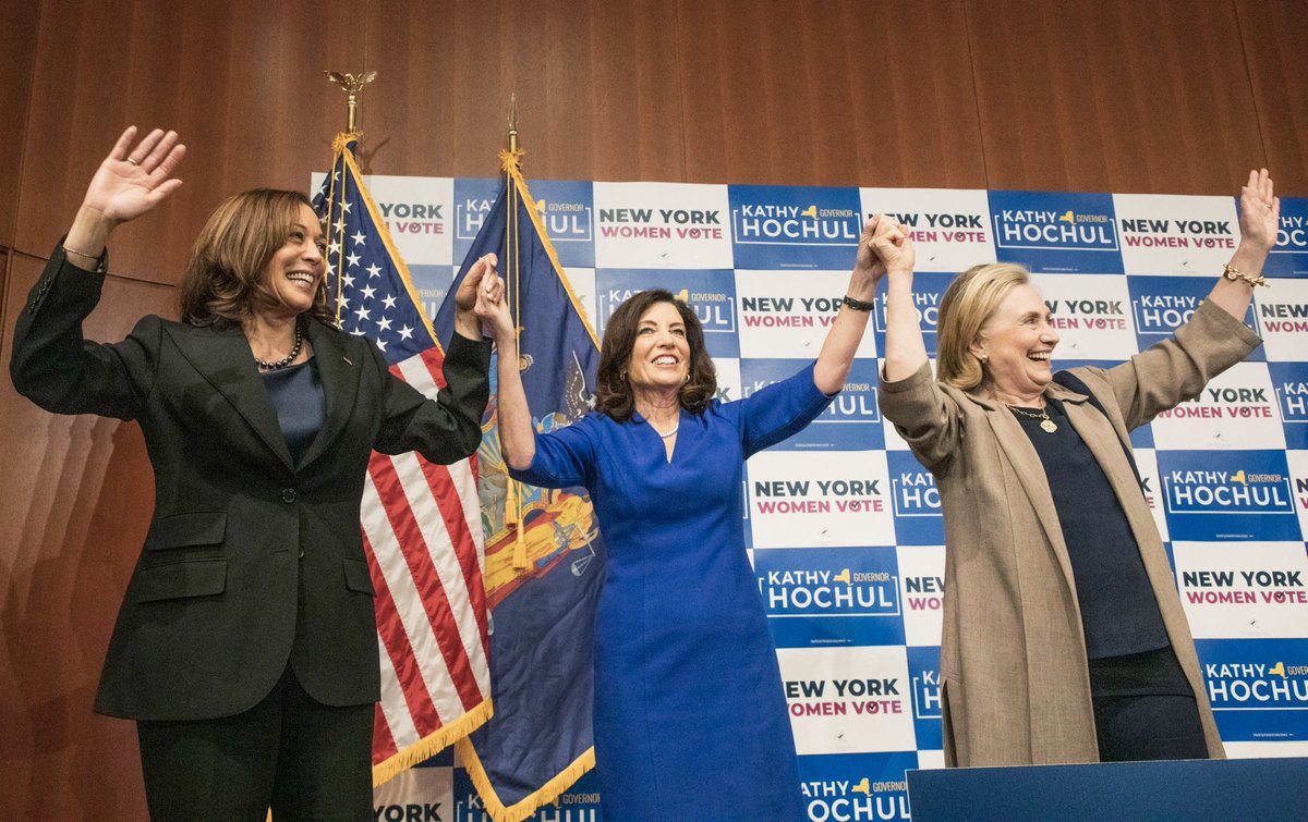 KamalaHarris's tweet photo. Joined these two trailblazers to get out the vote in New York. Let’s reelect Governor @KathyHochul! https://t.co/tfj3RKYKbF