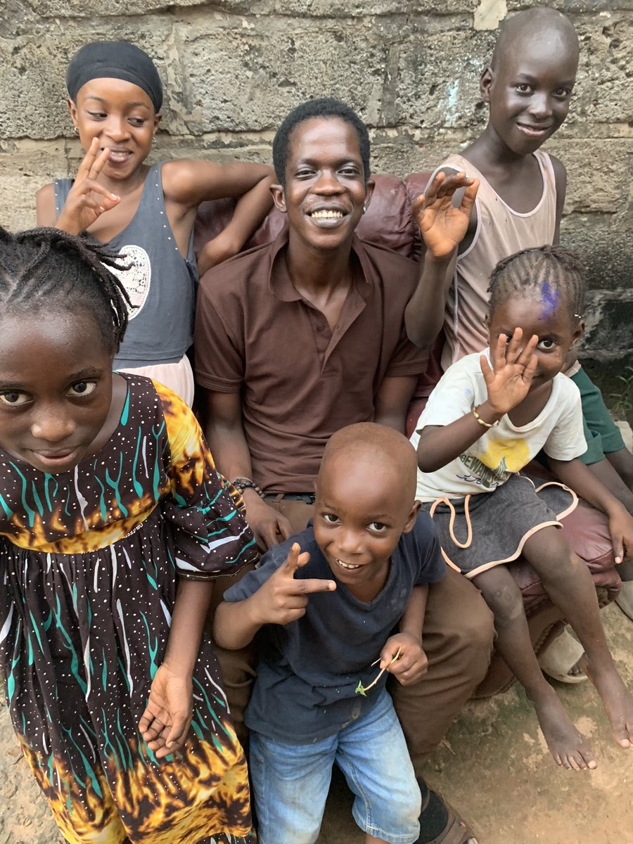 brian_jallow's tweet image. My friends for real 😧