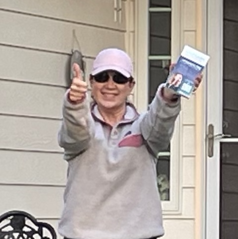 Stephanieforwa's tweet photo. Team Barnard had an amazing group of doorbells out last weekend! Thank you to everyone who came and supported the campaign - and to the kind people I got to meet on the doorstep. I will be proud to represent the people of Tri-Cities. https://t.co/hmEFAubJQP