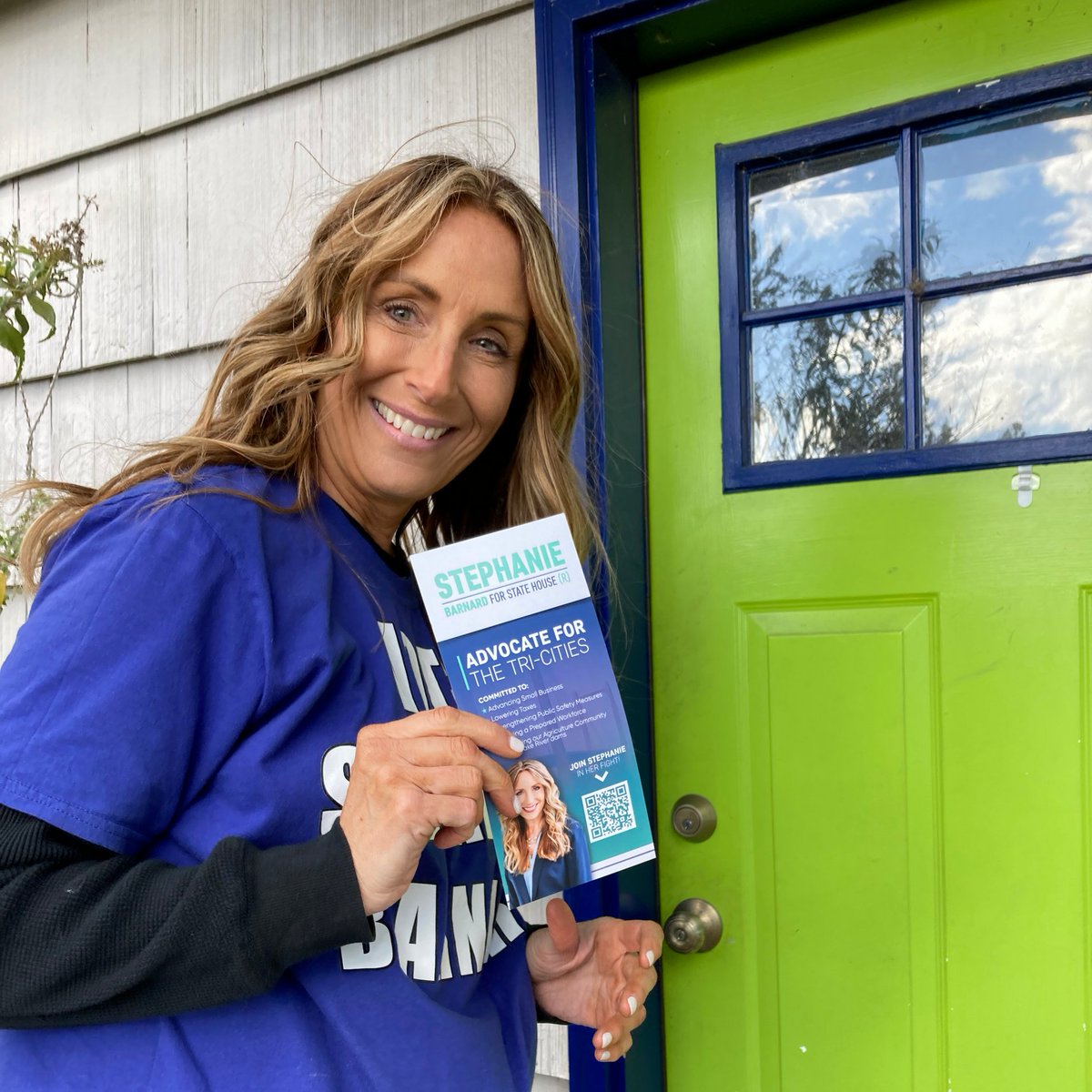 Stephanieforwa's tweet photo. Team Barnard had an amazing group of doorbells out last weekend! Thank you to everyone who came and supported the campaign - and to the kind people I got to meet on the doorstep. I will be proud to represent the people of Tri-Cities. https://t.co/hmEFAubJQP