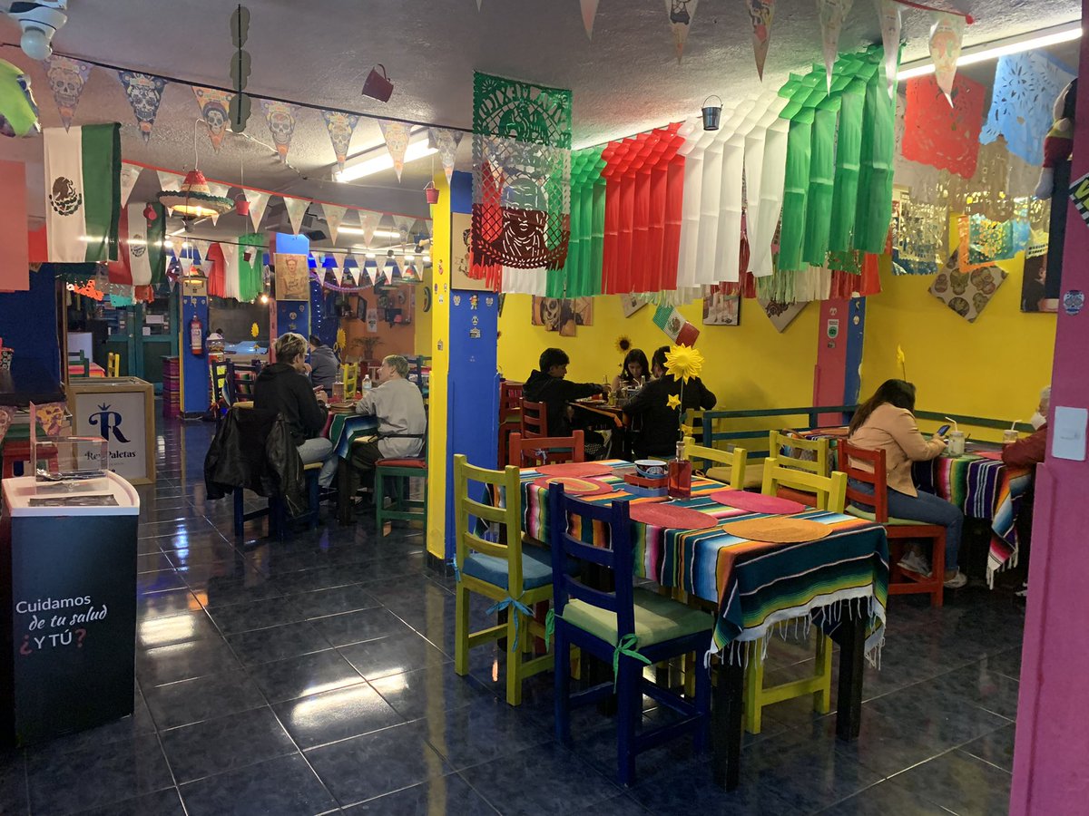 manajerap's tweet photo. Ambiente familiar y acogedor El Alhambre 
📍Isla Genovesa y Tomas de Berlanga. 
 #verdaderacomidamexicana #alhambrequito #cheladas #restaurantesquito #tacos #enchiladas #chilaquiles #sincronizada #micheladas #margaritas https://t.co/ropabBLnEY