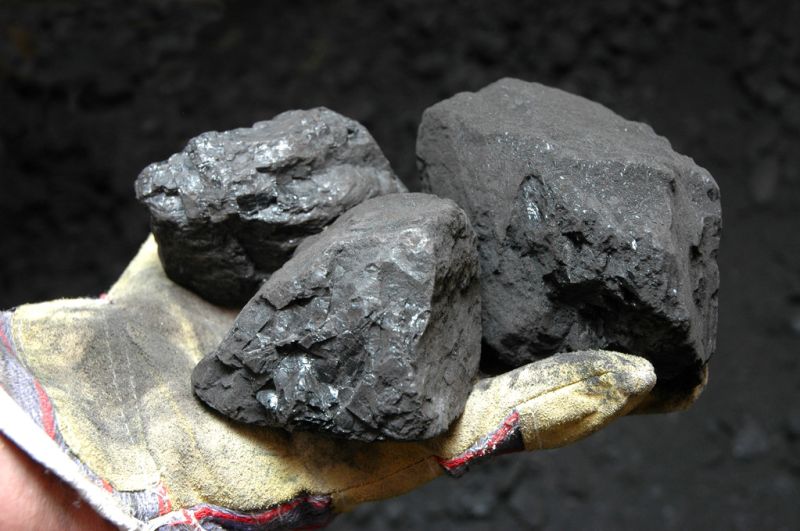 News: China's iron ore prices rose in both spot and futures markets from October 31 to November 4, while spot coke prices fell after local steel mills successfully reduced coke procurement prices twice last week.
#markets #china