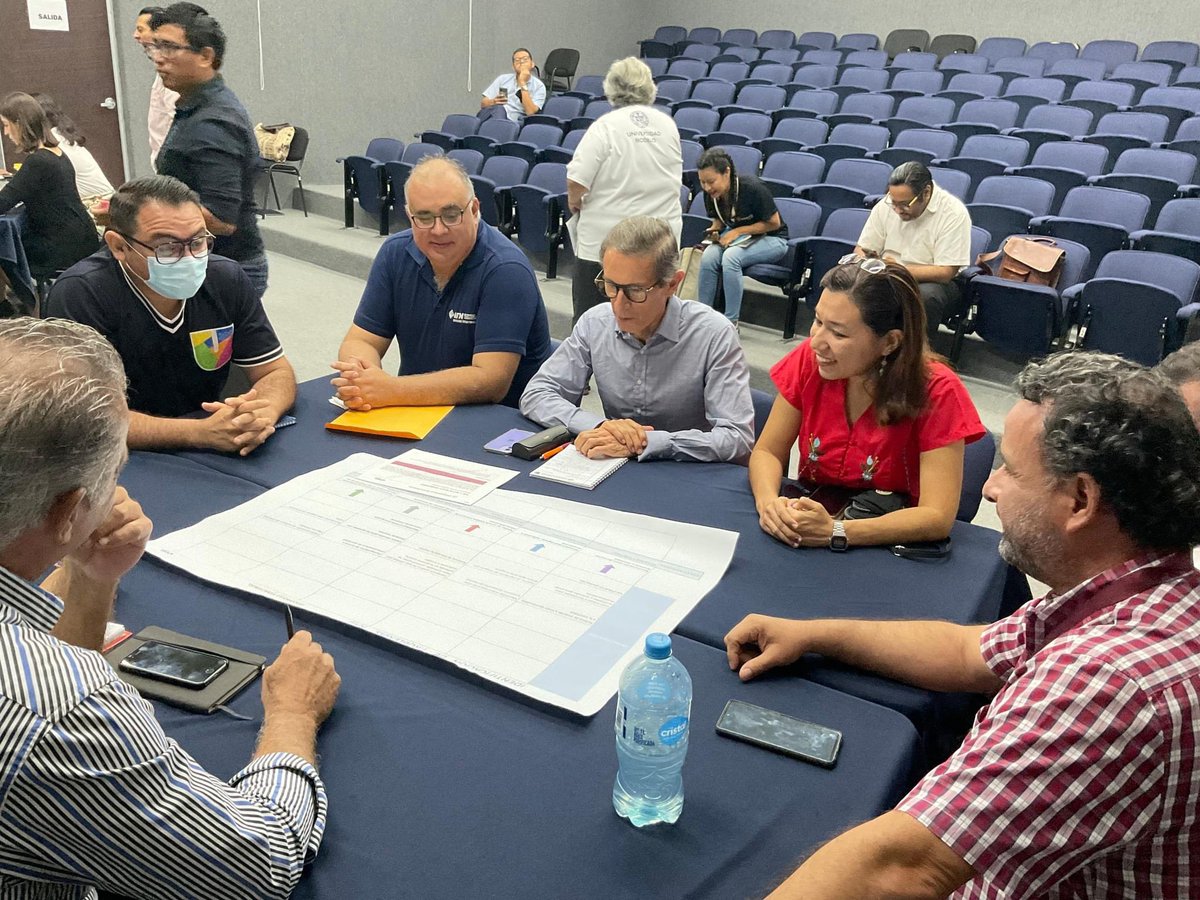 LumUnimodelo's tweet photo. El pasado 3 de noviembre se llevó a cabo el segundo foro de "Alianza para la descarbonización y eficiencia energética en el sector de transporte en la península de Yucatán" en el Auditorio Labná de la Secretaría de Fomento Económico y Trabajo (SEFOET) https://t.co/OrmqHoUU2B