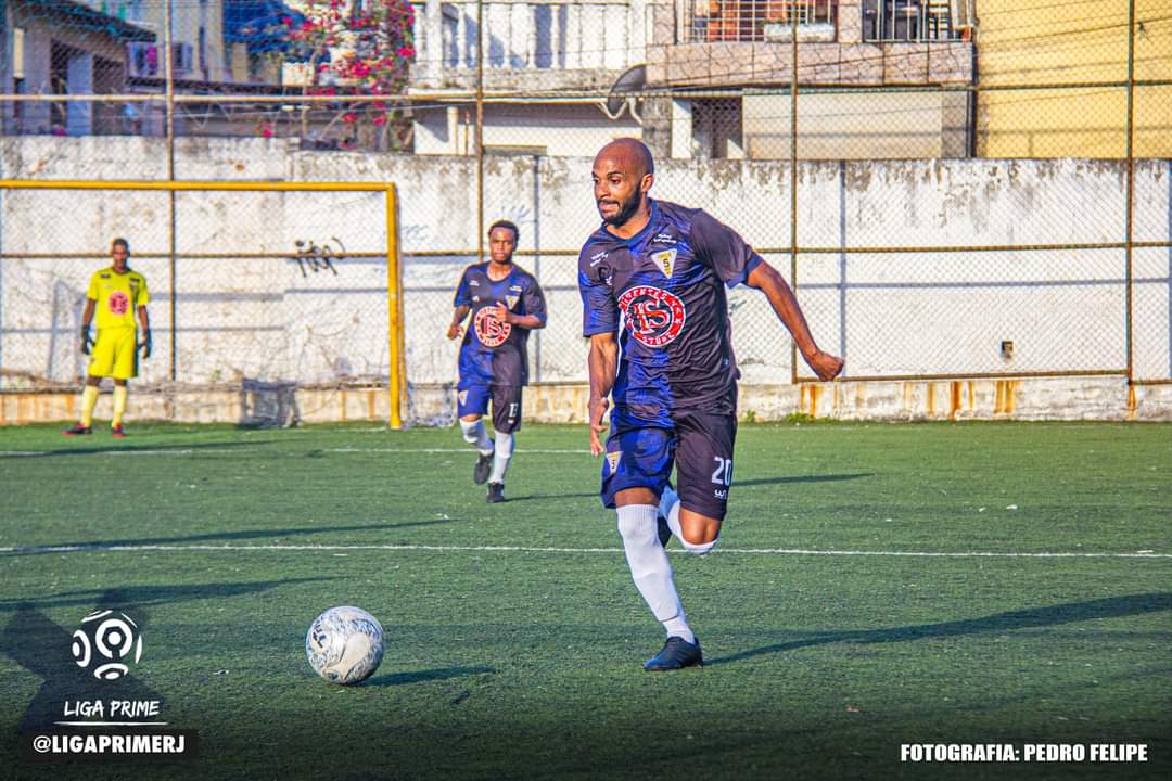 teticaneta17's tweet photo. 2 Gols ⚽⚽
2 Assistências ✅✅
E o Time do Povo vence mais uma !!! @5riosfc 🇪🇪🇪🇪 https://t.co/oWzvfEX1ox