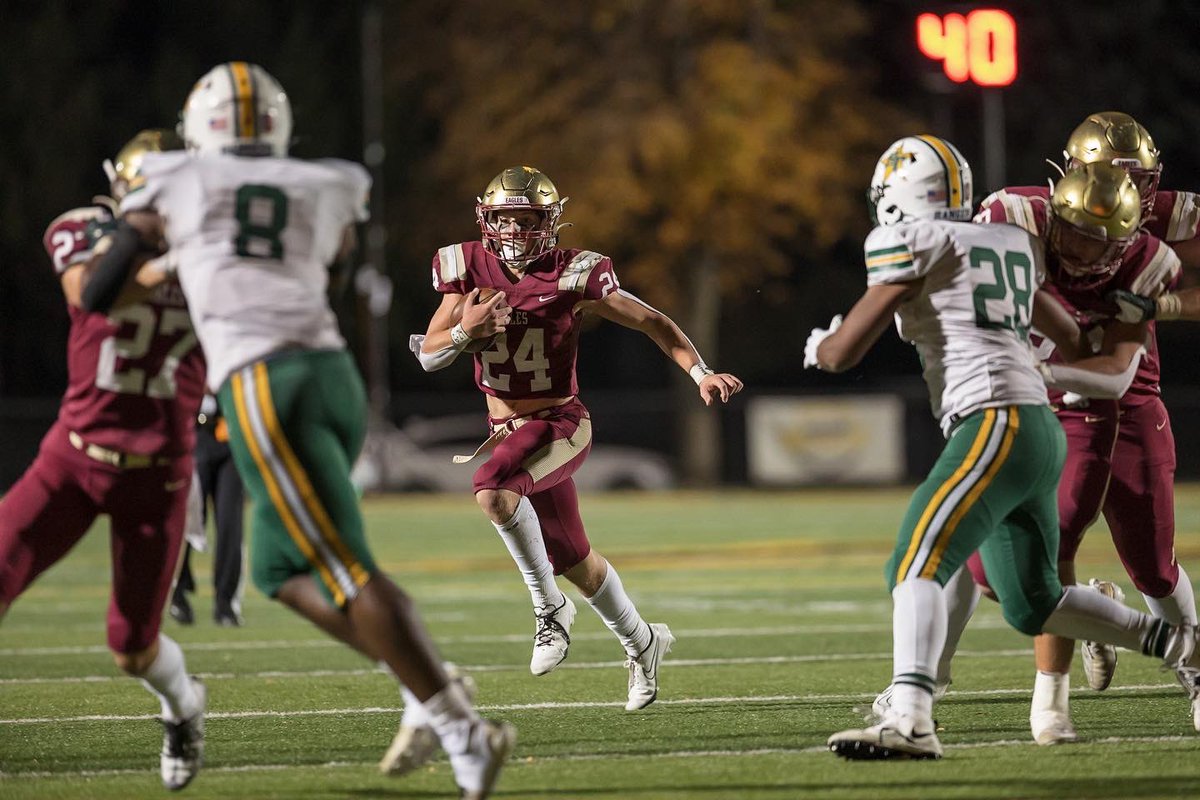 tandcstudios's tweet photo. 10-28-22 Bishop Watterson Football Rnd 1 v Hamilton Township @BishopWatterson @BWHS_Athletics @BWHSFootball1 @CCLfootball1 https://t.co/1AMs0ThBWy