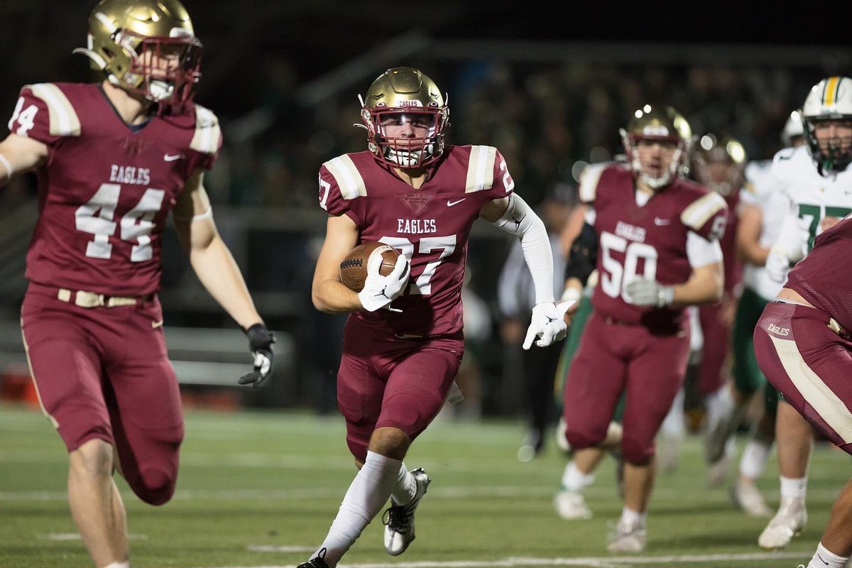 tandcstudios's tweet photo. 10-28-22 Bishop Watterson Football Rnd 1 v Hamilton Township @BishopWatterson @BWHS_Athletics @BWHSFootball1 @CCLfootball1 https://t.co/1AMs0ThBWy