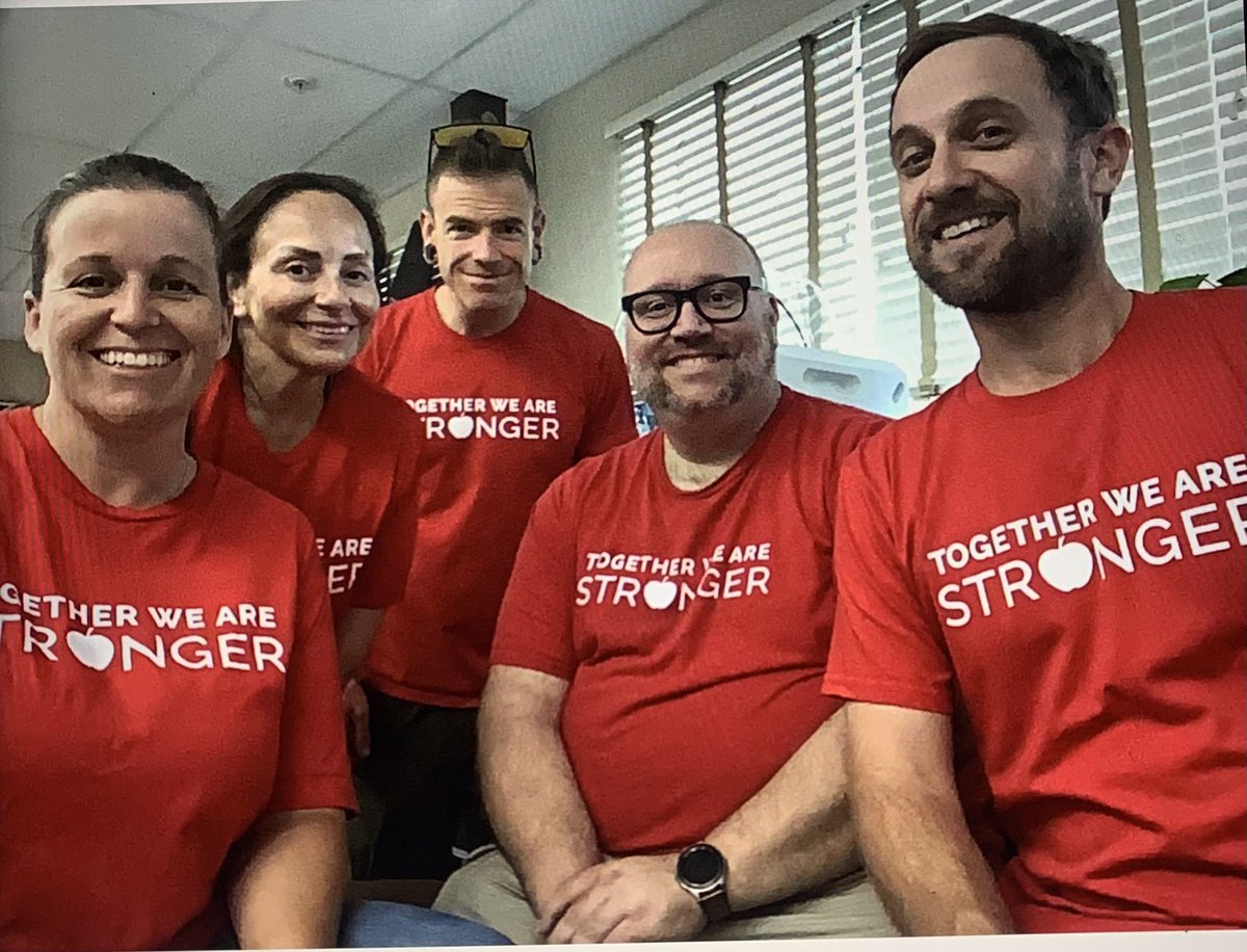 Sarah Hillard tweet media