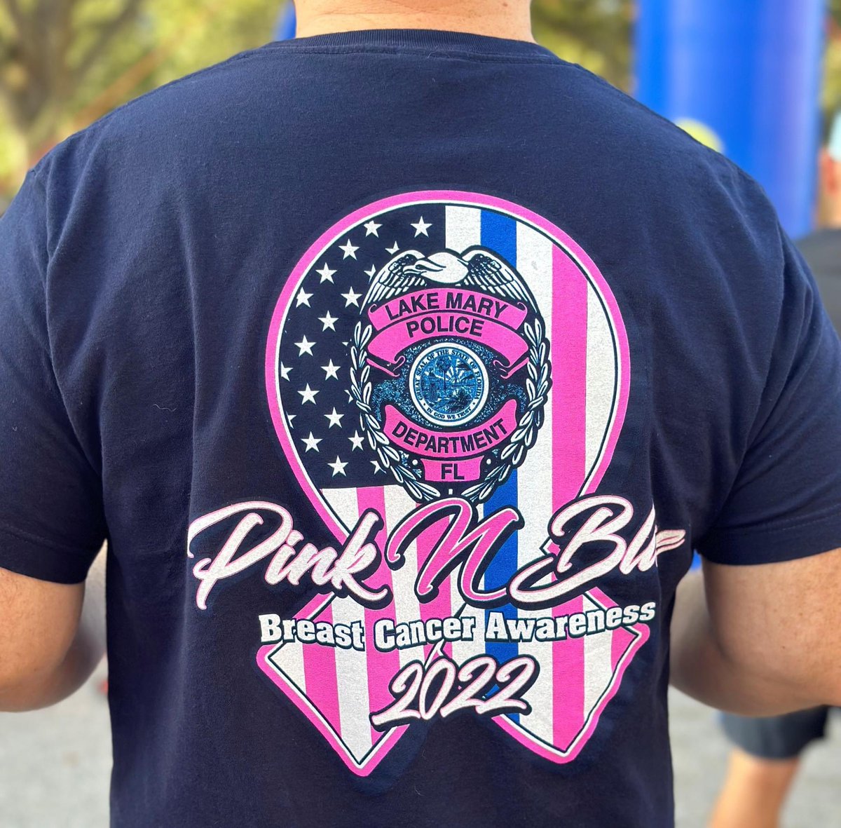 LakeMaryPD's tweet photo. On Sunday, our LMPD family participated in the United with the Blue 5K to benefit #TeamBlueLine & #LawEnforcementUnited. These organizations honor fallen officers, remember survivors, help the injured, & provide resources.
Sergeant Judges took 2nd place π₯ for his age group. https://t.co/nogxQNVTBu