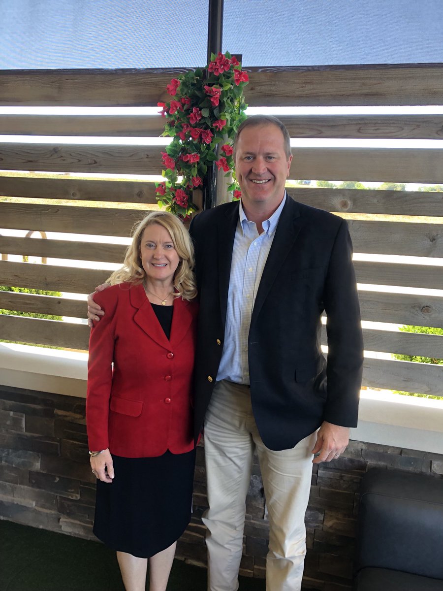 I’m honored to support my friend ⁦⁦<a href="/Eric_Schmitt/">Eric Schmitt</a>⁩ for US Senate and pray for a great victory Tuesday! #BackTheBlue