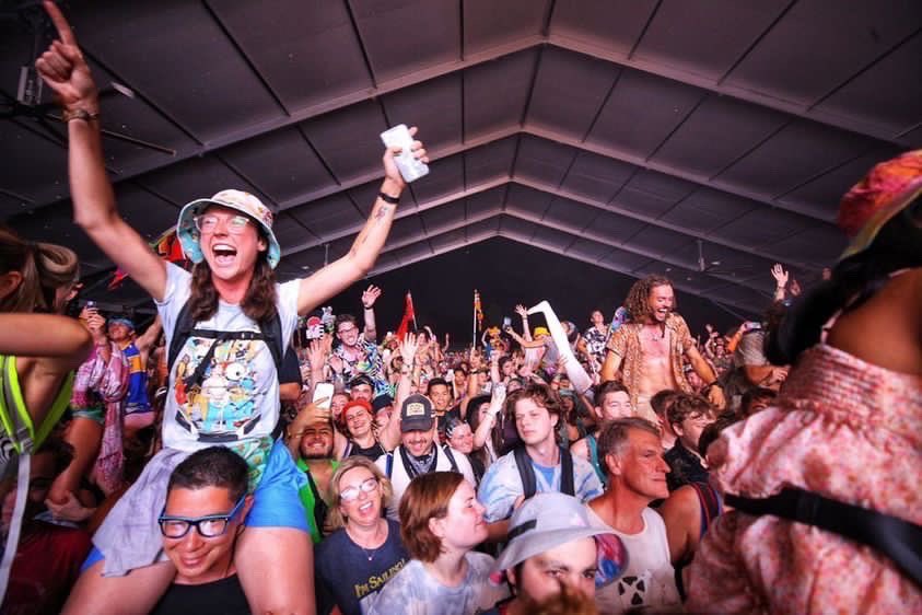 Here’s that photo of <a href="/bandcalledwanda/">Wanda Band</a> on someone’s shoulders at the <a href="/bleachersmusic/">bleachers</a> show that she talked about on the podcast! ❤️