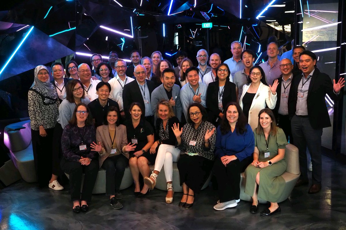 Such a huge privilege to spend two days at the #WorkforceAccelerate session in Singapore with colleagues from across the region #PwCproud #Workforce