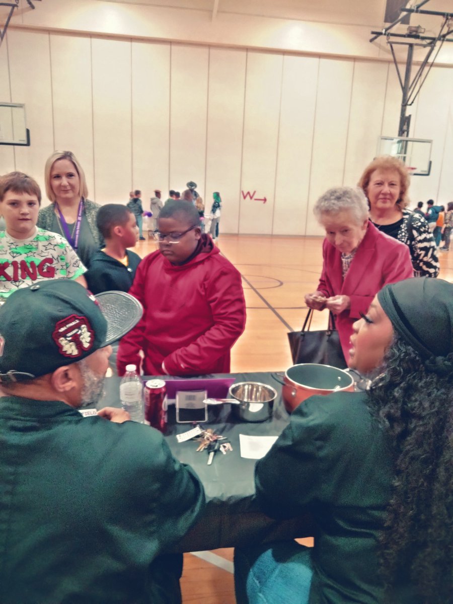 Chupke9's tweet photo. Job Action Day was awesome!  Students enjoyed learning from our guests speaking about their careers. @MayfieldTweets   @HannahAbbatiel1 @heather_keal 

#MiddieRising
#ChasingGreatness 
#MayfieldStrong https://t.co/s1ELLTdLW9
