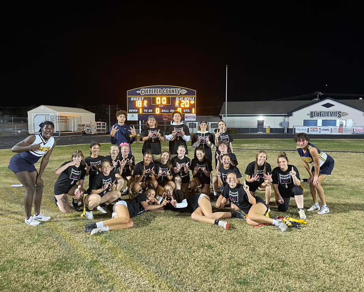 booster_cchs's tweet photo. Congrats to the Seniors! #PowderPuffFootball #BDP https://t.co/hvPSThgF9j