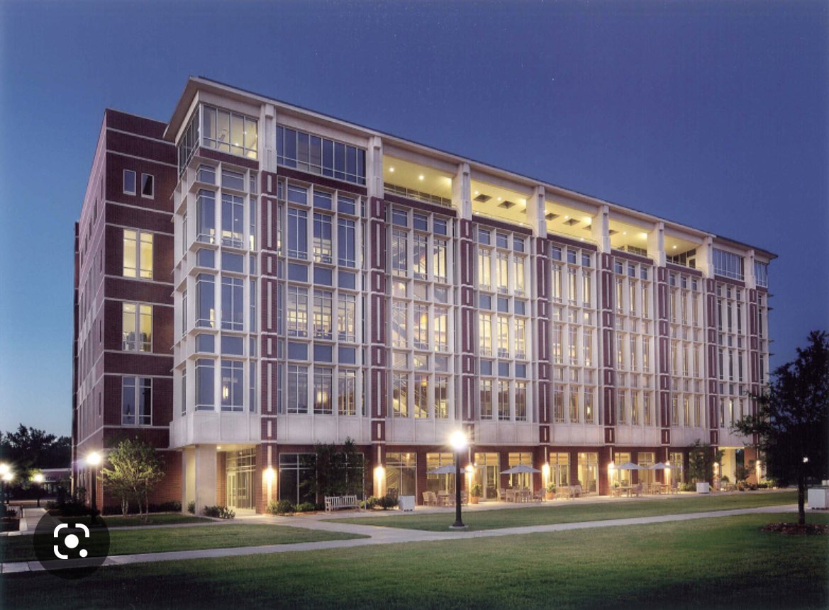 thecwgarner's tweet photo. @Jsourber @TAMU OU is no difference either. Engineering vs Math… https://t.co/qa8Es9hby7