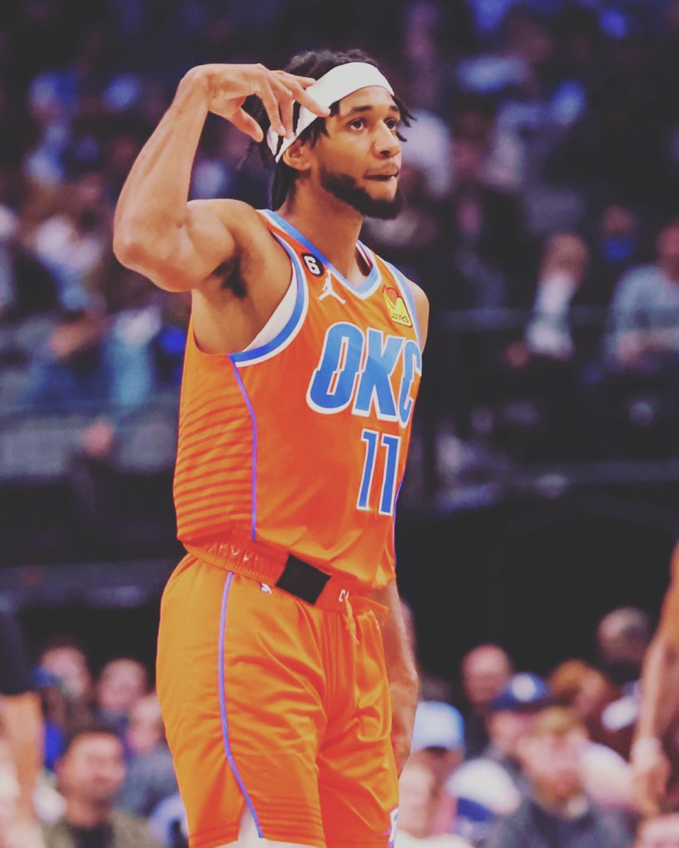 podcast_thunder's tweet photo. 🚨New episode just dropped!🚨 As the @nba season moves right along, we discuss kyrie’s tomfoolery, the Thunder’s competitive start, how incredibly awesome Shai is and MUCH more 🏀😃 Thanks for listening friendsssssss! https://t.co/KAuZd1G3gR