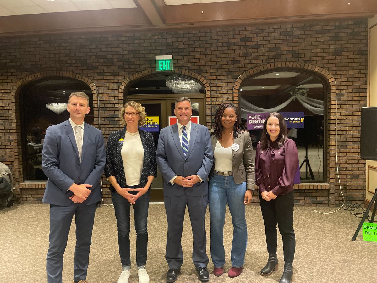 gomcdermott's tweet photo. Bloomington 👉 Indianapolis 👉 Highland - That's what I call I HOMECOMING!! 

This is it...the final countdown. Tomorrow let's make it all count! #Vote like your rights depend on it. 

#INSEN #INSOS #ElectionDay #indiana #indianapolis #bloomington #highland #INDems #gomcdermott https://t.co/ZWKEtUal19