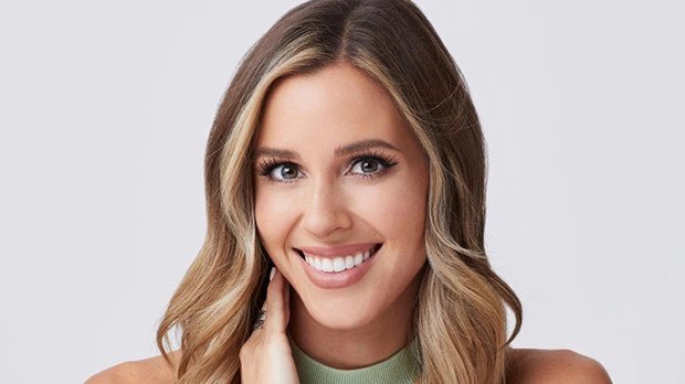 TheBachBabes's tweet photo. People I didn’t expect to rub me the wrong way so hard:

#BachelorInParadise https://t.co/Xxb7bqVoLg