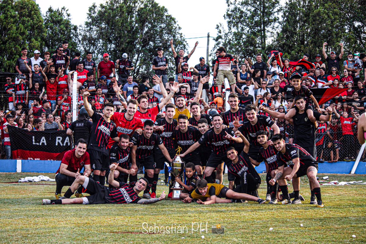 seba1Almiron's tweet photo. Dejo esta foto y me voy a dormír !!
06/11/2022🥇🏆

#mañanasubotodaslasotrasfotos https://t.co/fBRV5UQpyV