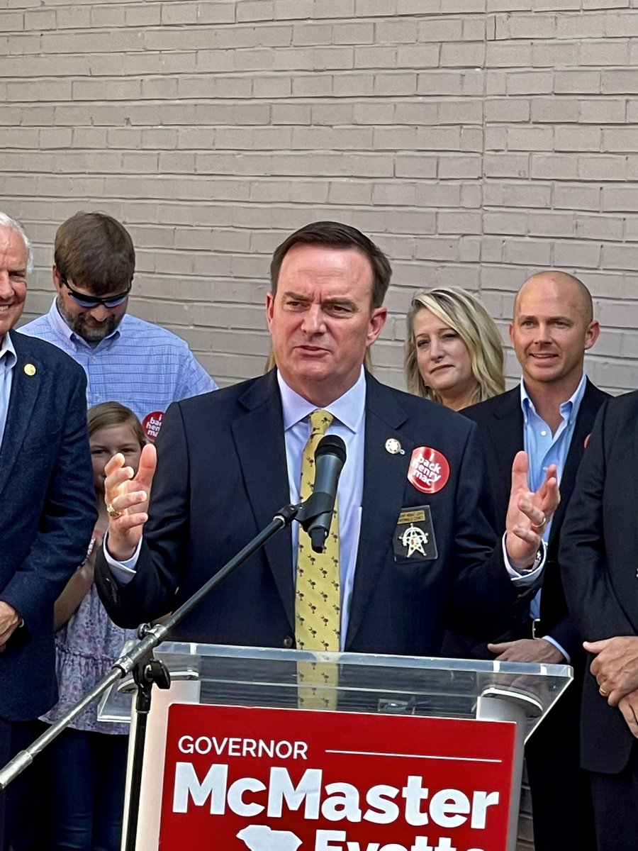 LFSpwc's tweet photo. What a great day cheering on some of SC’s greatest leaders! Thank you @henrymcmaster, https://t.co/wSp4ilcLKs @PamelaEvette, @RepJeffDuncan,@RepTimmons and Sheriff Hobert Lewis and many others! We are ready for the red wave tomorrow! https://t.co/tBcfeYYpN4