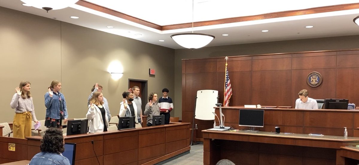 OfcSoto's tweet photo. Tonight we had our first three cases that were heard by our Teen Court students.  They did a great job and I am positive that we have some lawyers in the making.   #TeenCourt @hpsProud  #RealCases https://t.co/5Eytm81ZAh