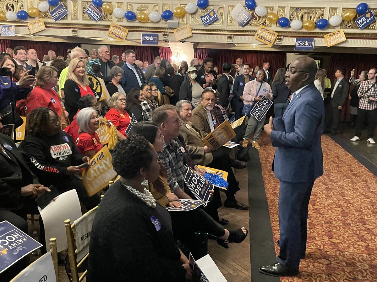 Mayor Byron W. Brown tweet media