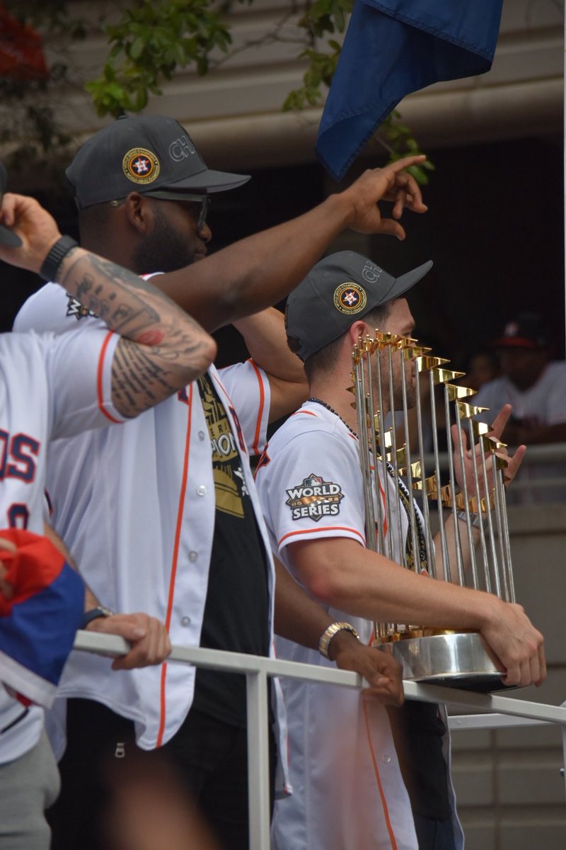 rcloma's tweet photo. It was a great to be @astros parade today. https://t.co/PqBqe2IjOC