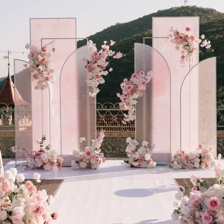 aqlznl's tweet photo. Common things future brides selalu lupa masa their wedding ✨

Sometimes orang pandang benda ni kecik je but bila kita terlupa, boleh buat kita moody. 

A thread — https://t.co/EOflbuIfFw