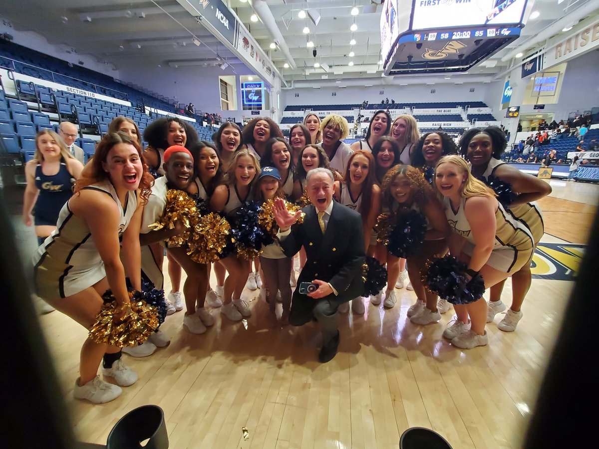 First game, first win of the <a href="/GW_MBB/">GW Men's Basketball</a> season - pictured below, @PresWrightonGW celebrating with his granddaughter and our GW cheerleaders! #RaiseHigh