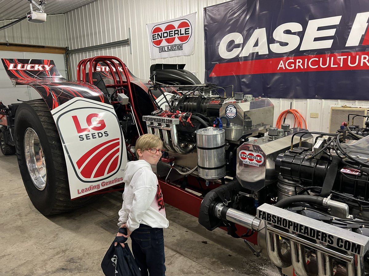 <a href="/CirclevilleCSF/">Circleville School</a> Farm Visit event with River and Bastion. Thank you <a href="/rwritsel/">Ryan</a> and <a href="/jrspulling/">JRS motorsports</a> for hosting! <a href="/CirclevilleCity/">Circleville City Schools</a>