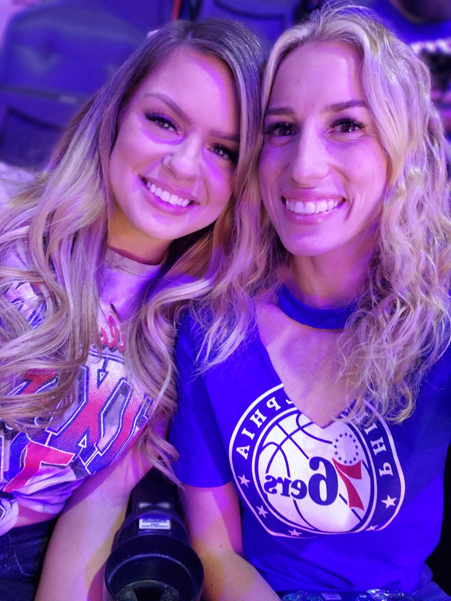 amydotzel93's tweet photo. happy birthday taylor!!
#sixerslive @sixers https://t.co/1iqzuROyiN