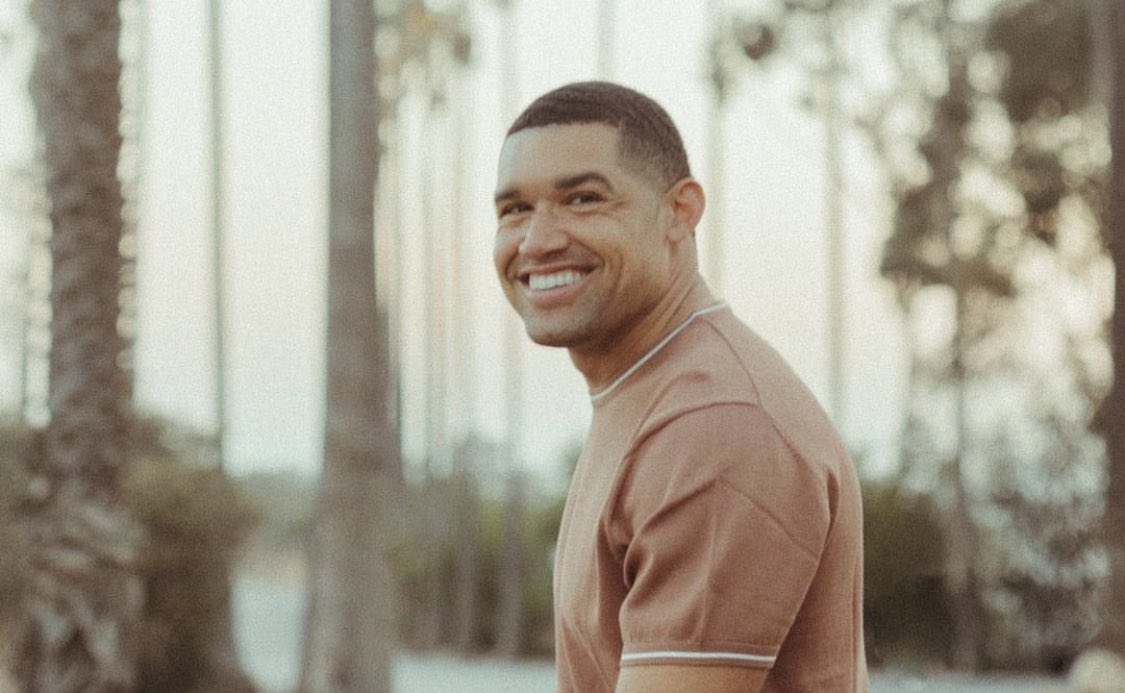 I am once again asking for Rodney to be Bachelor

 #BachelorInParadise