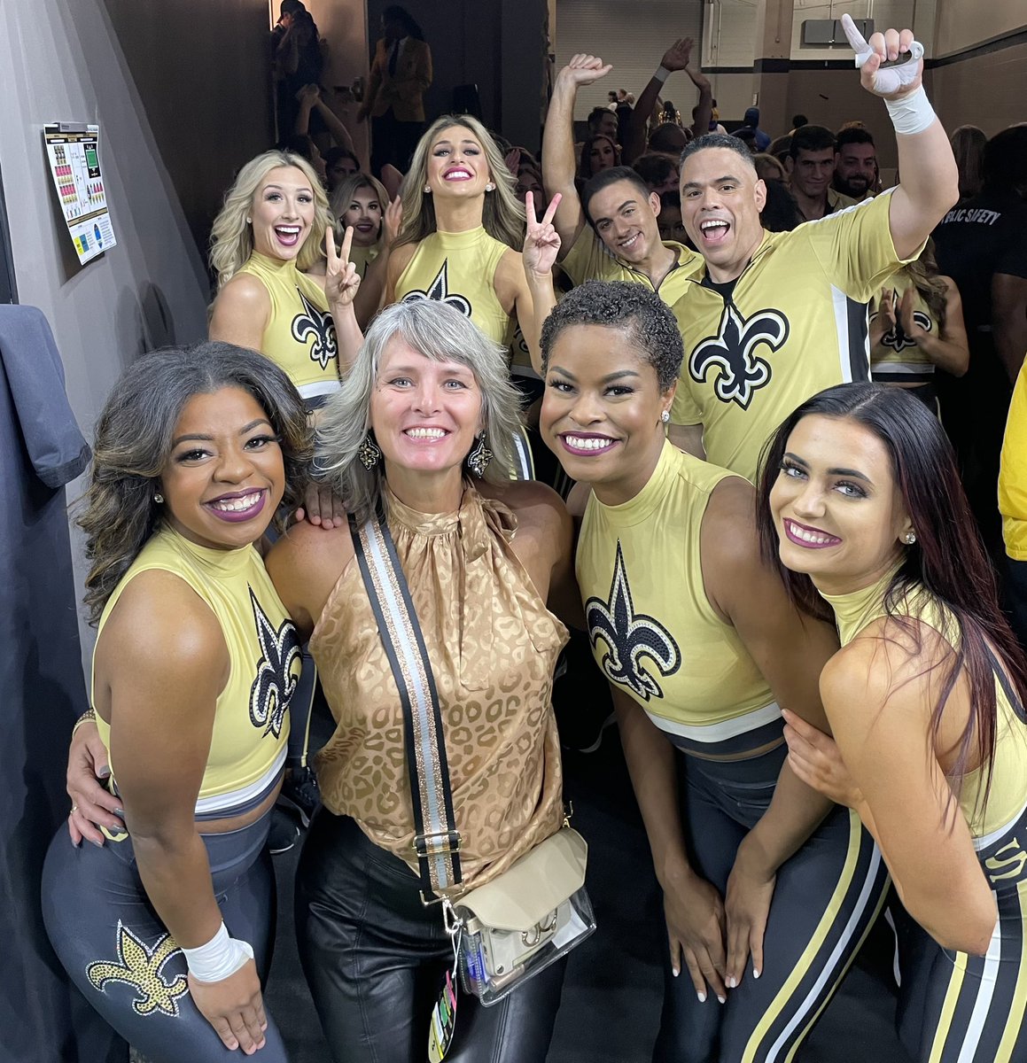 mlmitchell's tweet image. #SaintsGameDay  🖤💛