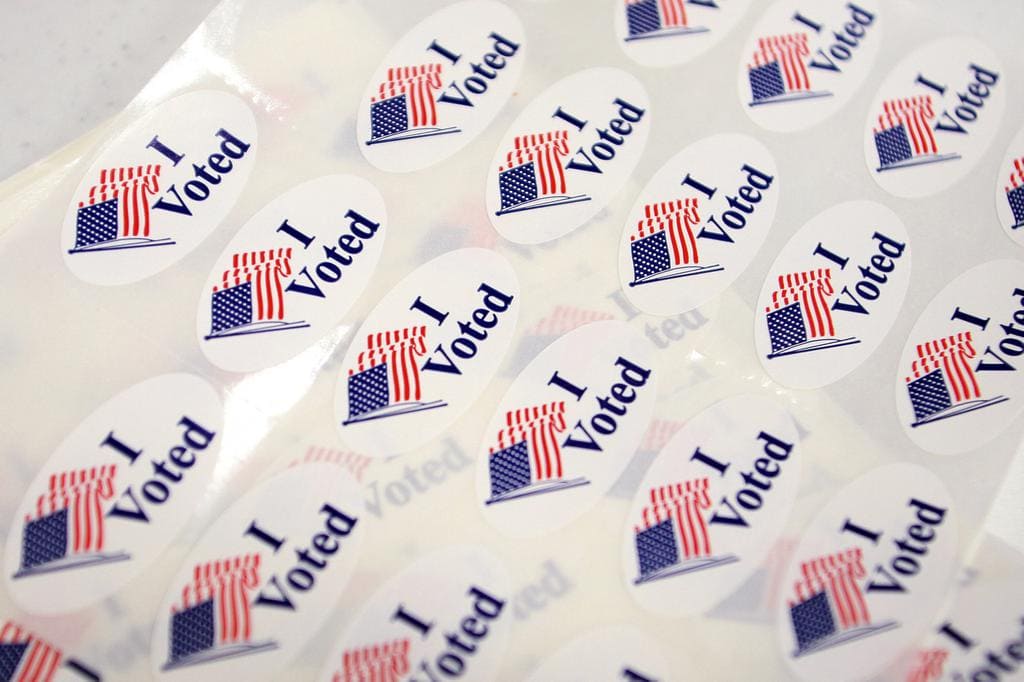 EliseKapNM's tweet photo. Need to study up before heading to the polls tomorrow? The @ABQJournal team worked hard to bring you this page of candidate questionnaires, profiles, political coverage, etc. Credit: @DanBoydNM, @mckaydan, @katybarnitz, Martin Salazar &amp; many more https://t.co/OChNFd3Pvf https://t.co/fQwGEPa8OK