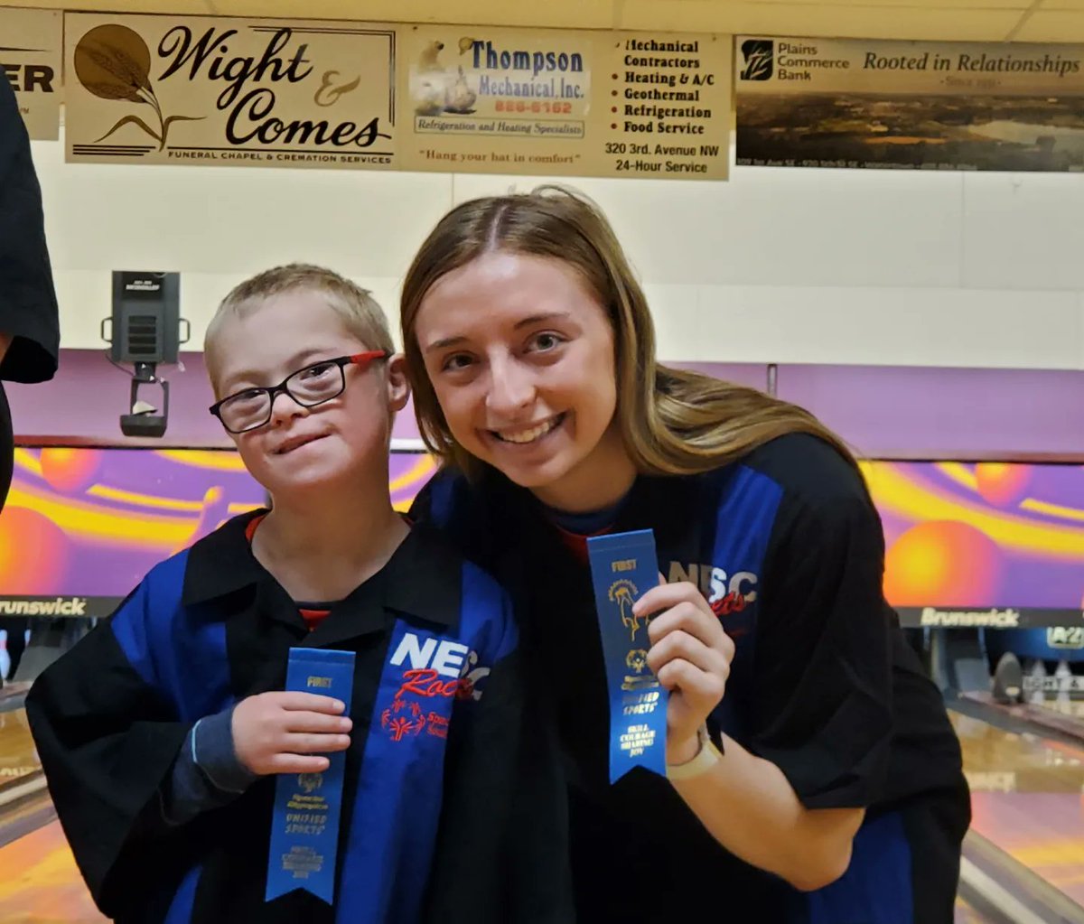 CastlewoodUCS's tweet photo. Admin is a little behind, but we had a great time at NE Area Bowling a few weeks back. On to State November 19 &amp; 20! https://t.co/k3RspsSDtr