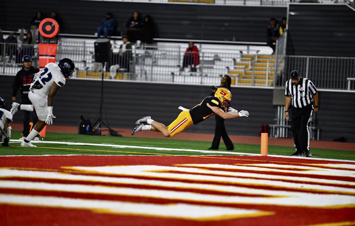 Jake Thomas tweet media