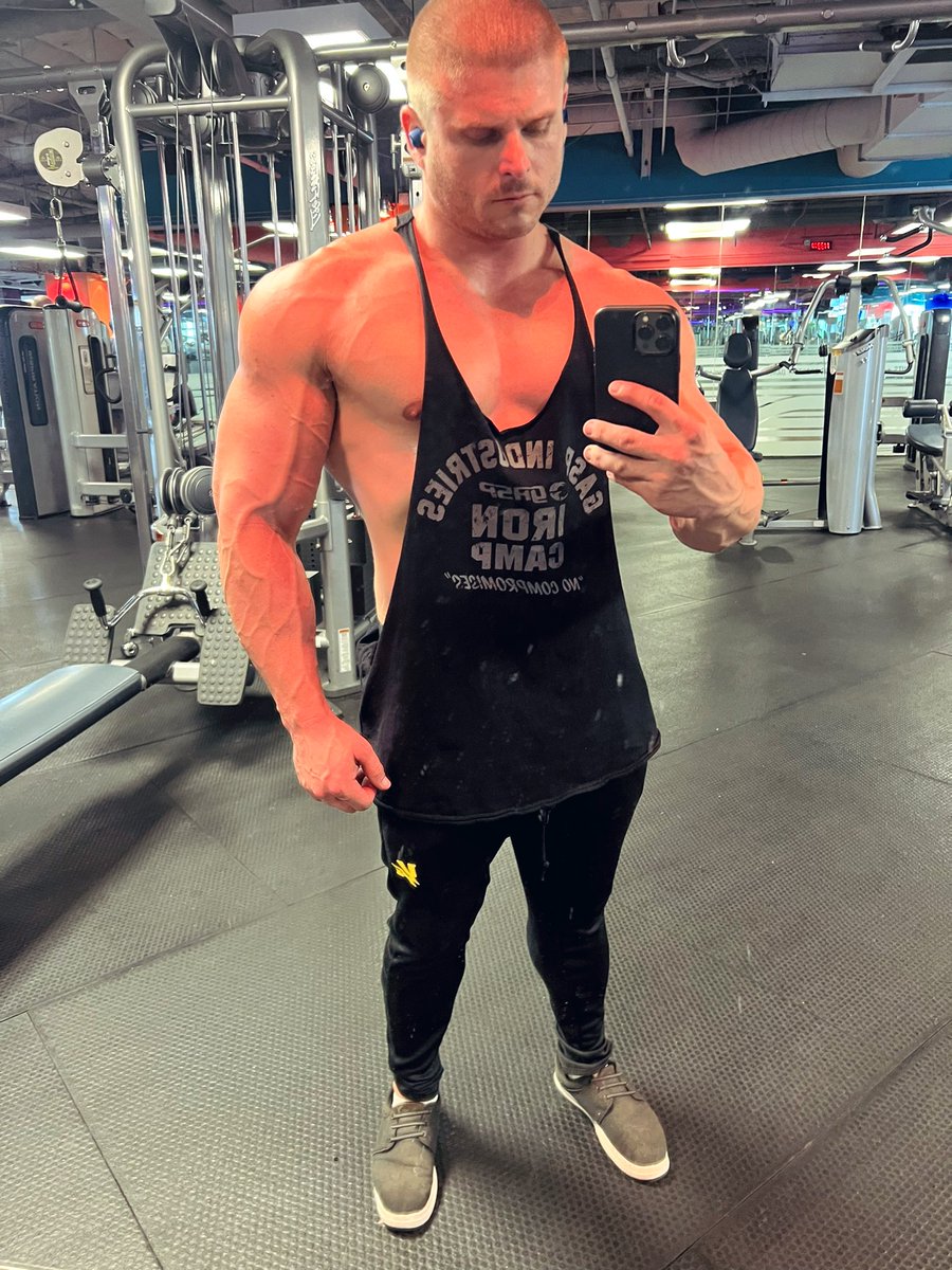 JoshuaFlex86's tweet image. #PumpLoading… 💪🏼