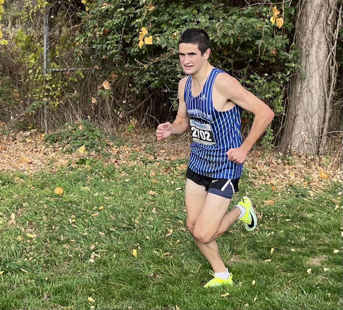 HaggertyNancy's tweet photo. Bronxville’s Ellis Goodson will be one of Section 1’s representatives at the state championships after his third-place finish here Saturday in the boys Class C race. @sports_broncos https://t.co/BSp98OxOWj
