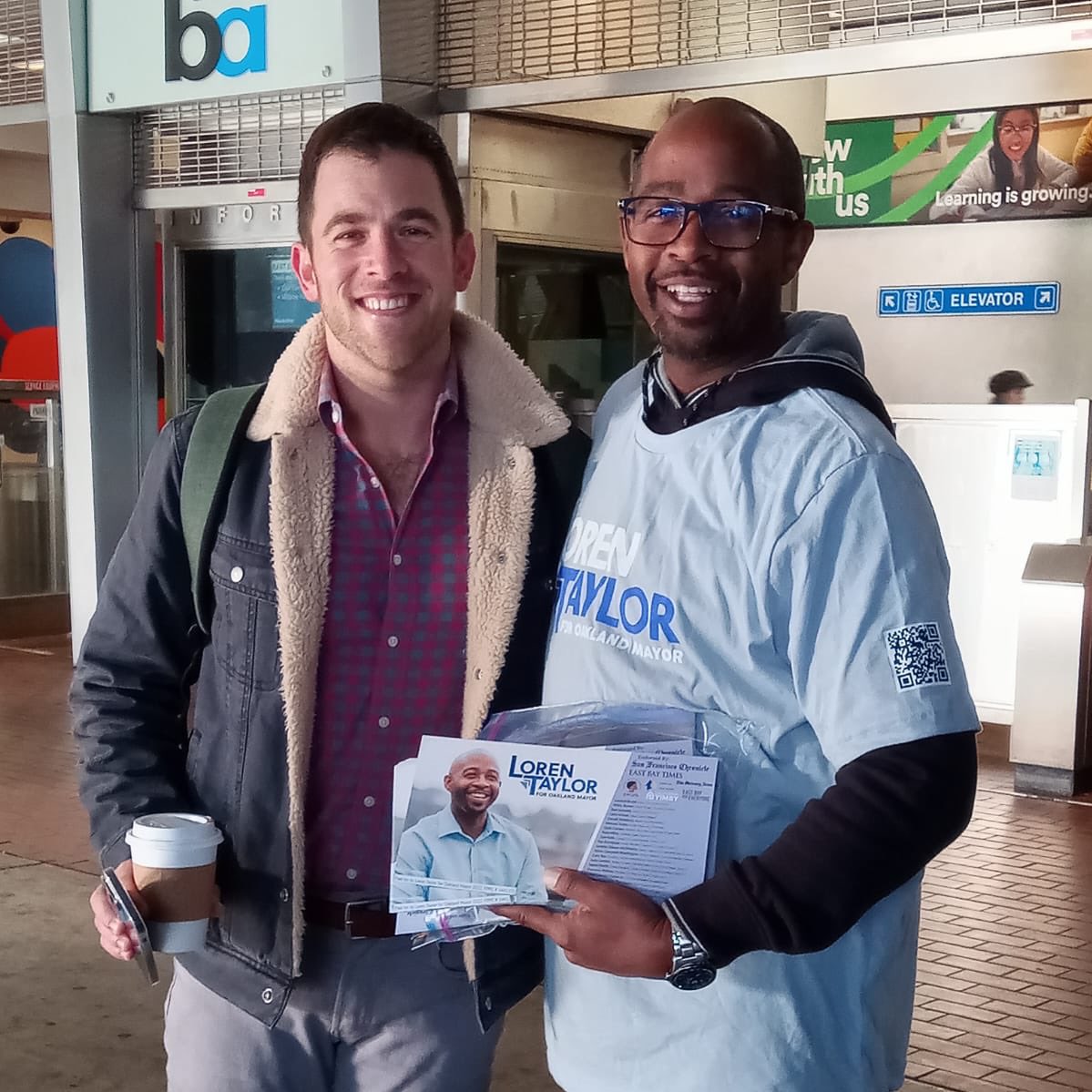 lorenmtaylor's tweet photo. We had a jammed pack GOTV Monday! Enjoyed hanging out with #Oaklanders at BART this morning. Thank you to the volunteers who are pitching in to make sure Oaklanders choose a fighter for #ForTheTown to be the next #OakMayor.
Hours away. Let's do this on #ElectionDay https://t.co/bdgTV692pC