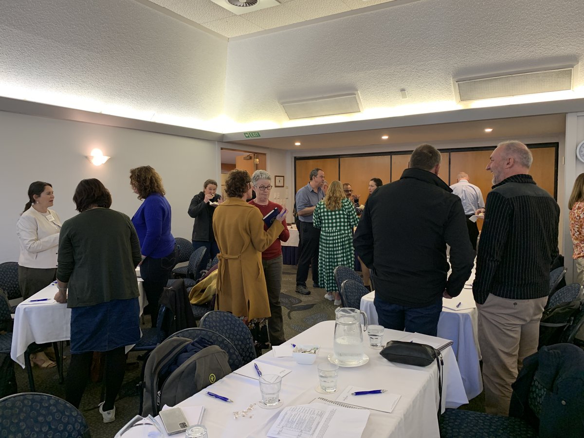 Bugologists's tweet photo. Informing stakeholders about new projects in the Better Border Biosecurity collaboration @B3director at the Science Partnership Forum in Wellington #NZ. The awesome critical science conducted in B3 recently won the @MPI_NZ Biosecurity NZ Science Award 2022!! 👏👍 https://t.co/W2Cqc3fasz