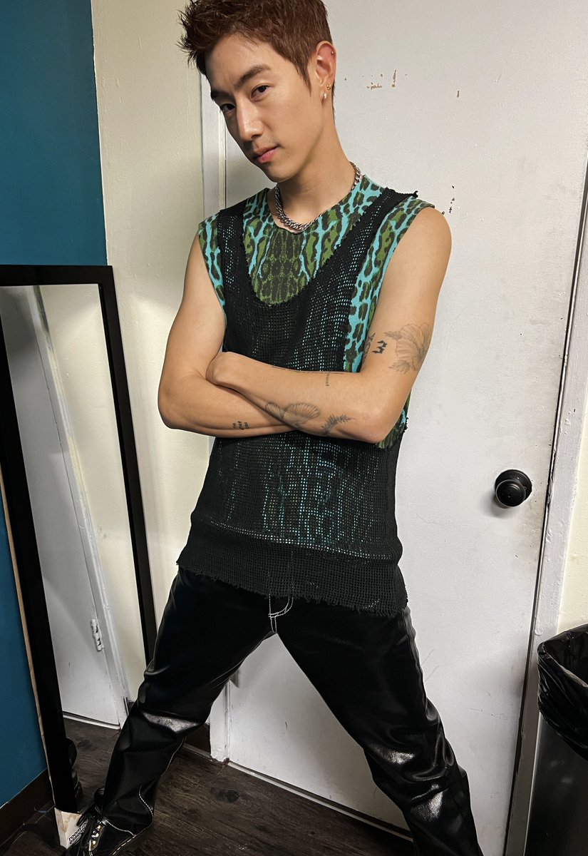 [📷 MARK SHOTS]

Last soundcheck over 🙌🏼

#MarkTuan #Mark 
#마크 #段宜恩 
#theotherside #theothersidetour
<a href="/marktuan/">Mark Tuan</a>