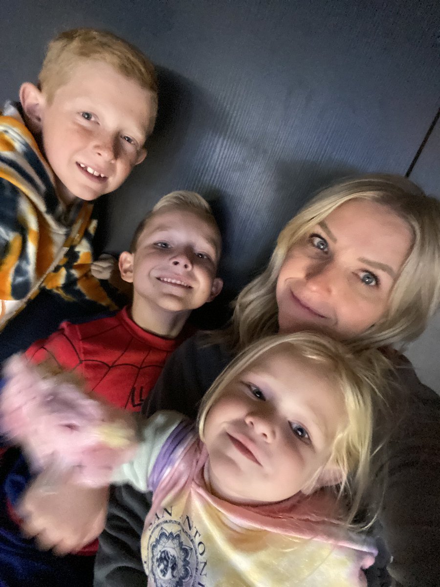 tinker22 tweet media