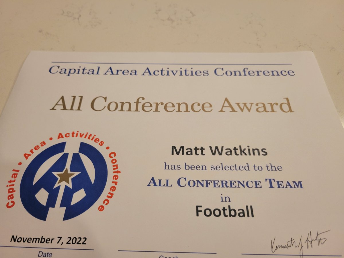 Matthew65971305's tweet photo. All Conference!!  @CoachCouchAlma @Ryan_Ettinger1 @CoachP_Alma @coachschu44 @Coach_COHara @Coach_Donaldson @Joe_Vacik https://t.co/nl3oA81PwA