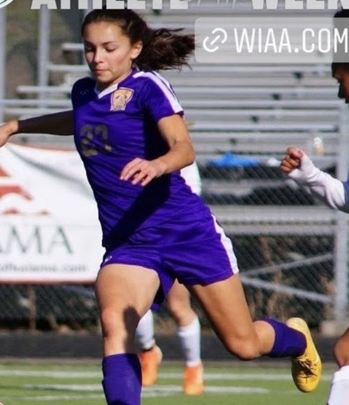 DennisBower1's tweet photo. Brooklyn Sandridge is a finalist for the Heisman Scholarship.  She is 1 of 12 finalists nationally from over 11,000 applicants! https://t.co/A7UCwcBHk6