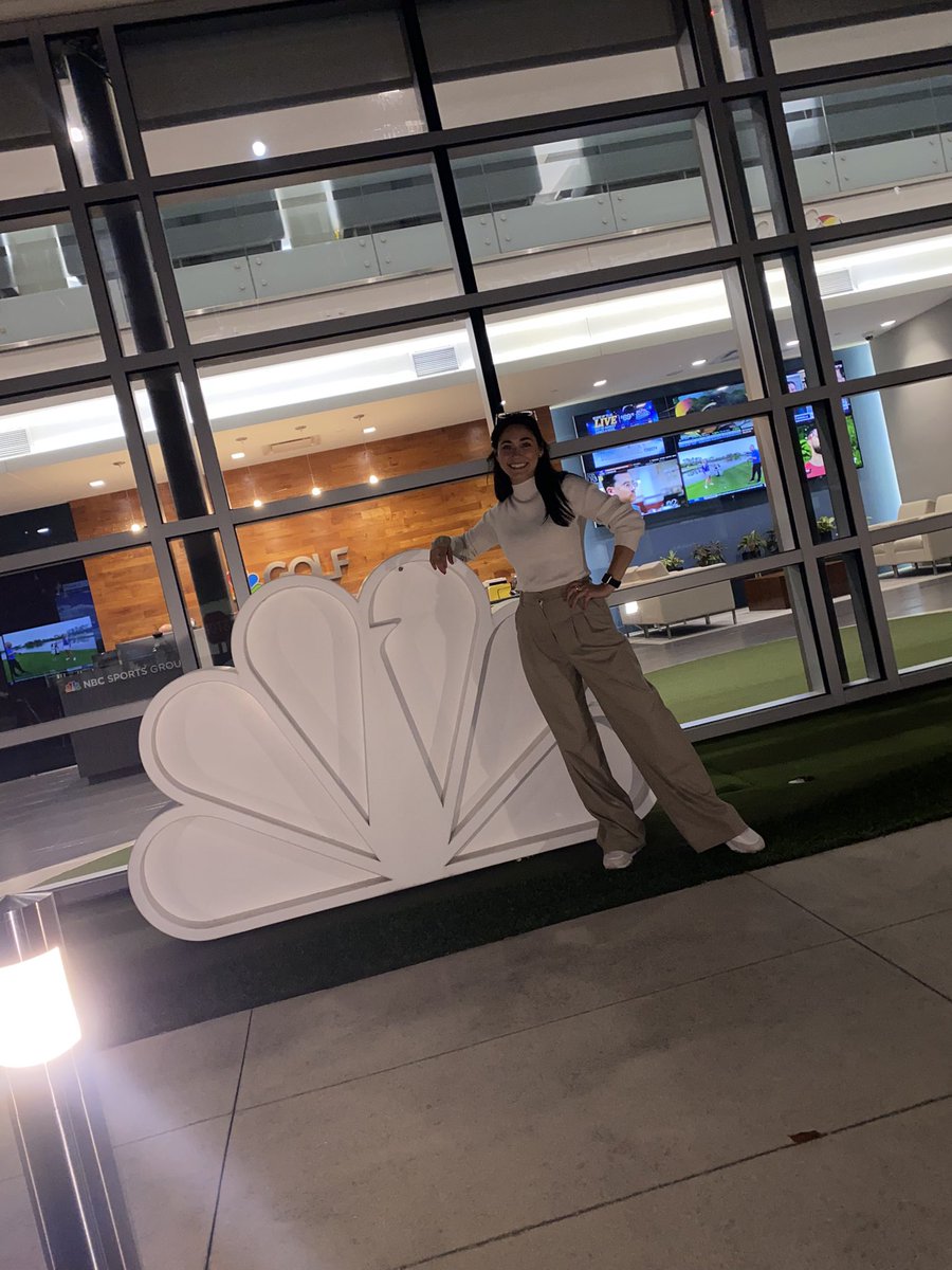 Viviana Tirado 🌸 tweet media