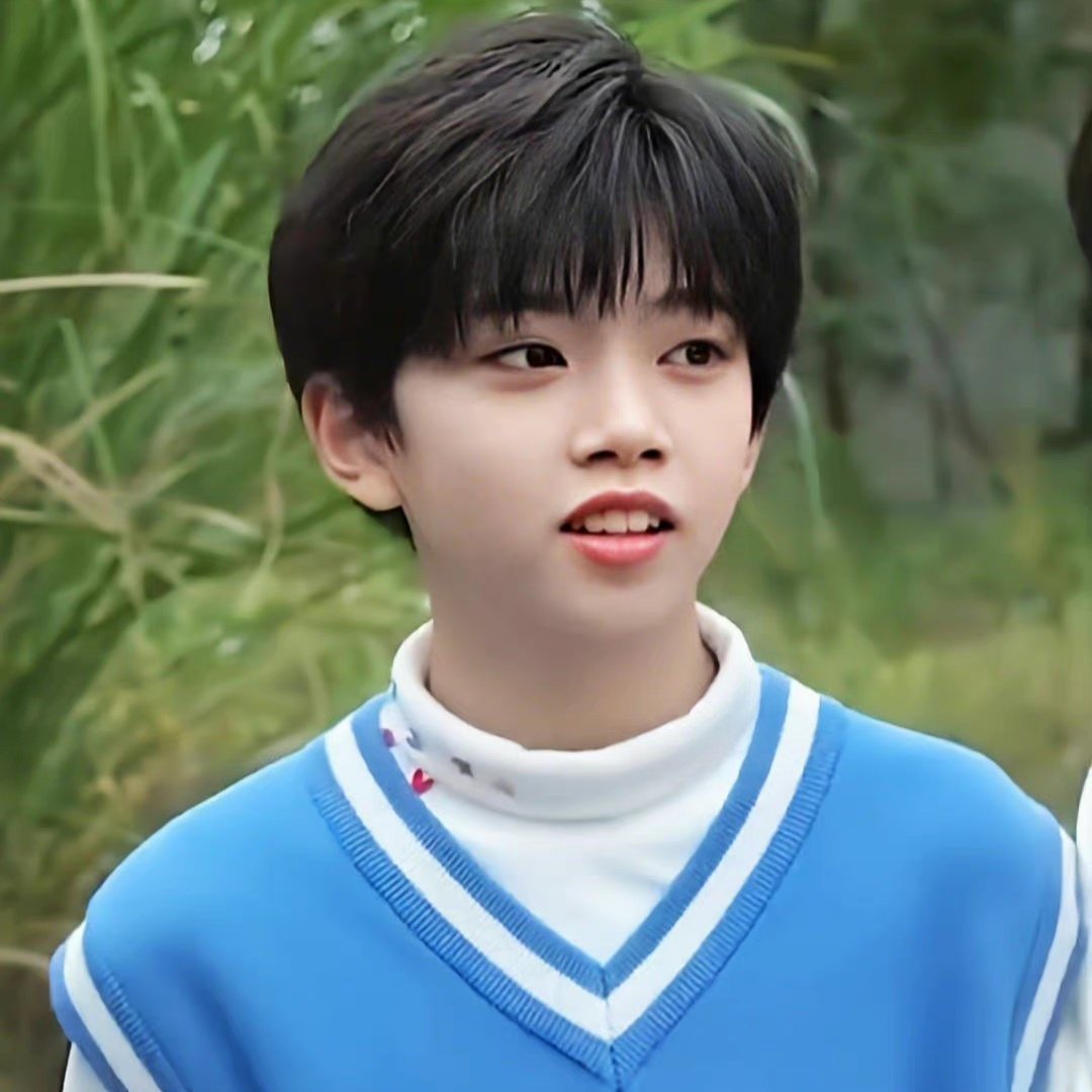 Zhang Hanrui, the fourth generation trainee of TF family, is 13