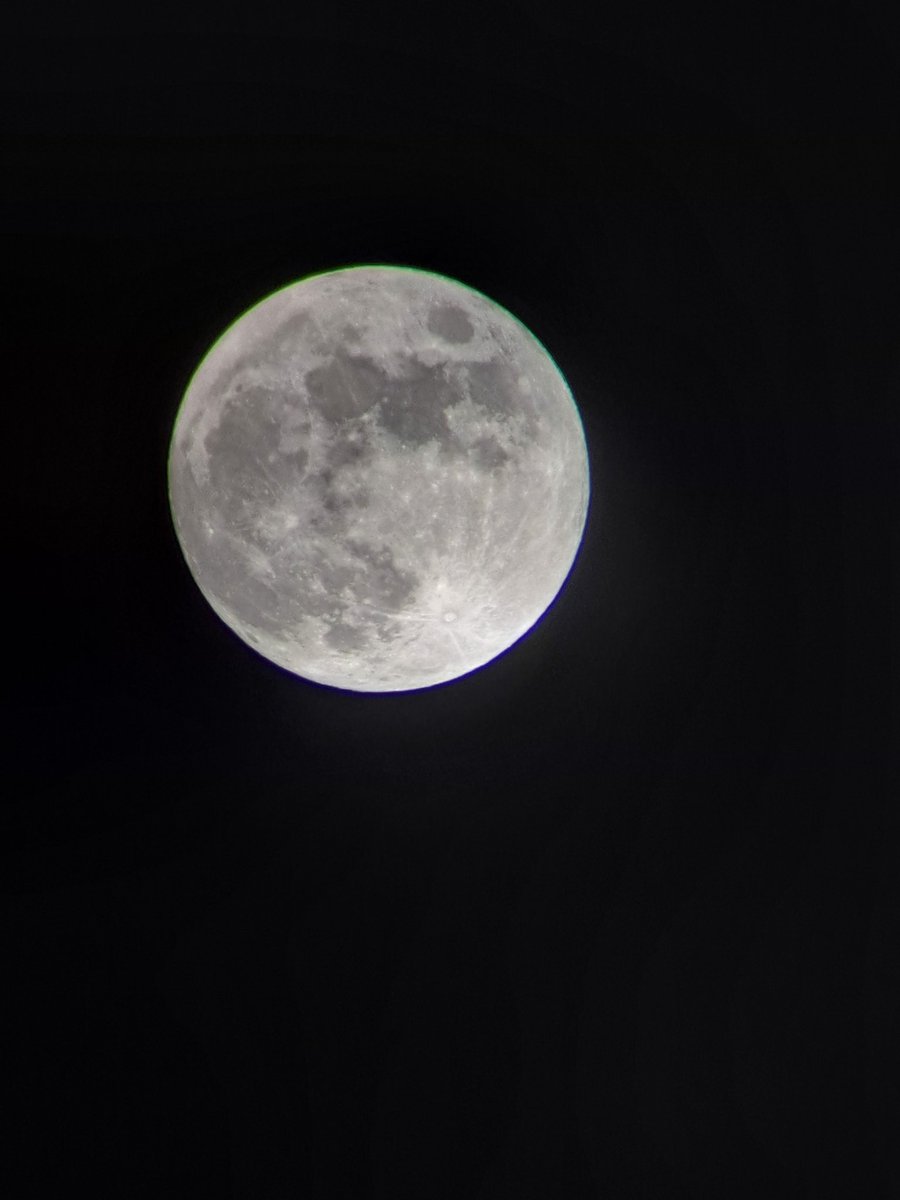 Jay03Apollo's tweet photo. #moonphotography #AustinTexas #luna I'm ready to view the #LunarEclipse https://t.co/isIfFfMBMq