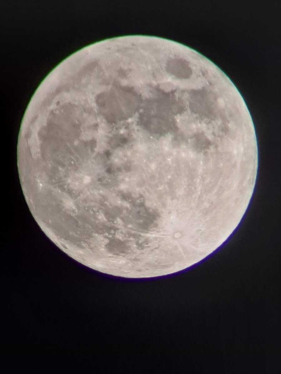 Jay03Apollo's tweet photo. #moonphotography #AustinTexas #luna I'm ready to view the #LunarEclipse https://t.co/isIfFfMBMq